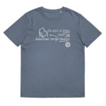 "On est si bien, tout nu dans une large chaise." Tee-shirt éco-friendly – Image 8