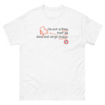 "On est si bien, tout nu dans une large chaise." Tee-shirt